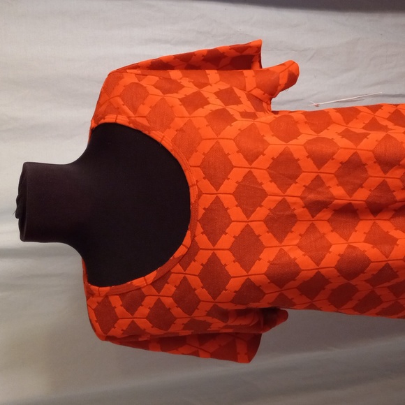 LuLaRoe M Classic T Tee Shirt NWT Orange - Picture 2 of 8